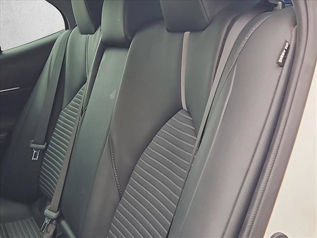 Used 2021 Toyota Camry SE w/ Convenience Package FWD image 10