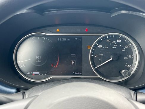 New 2025 Nissan Versa SV w/ Trunk Package image 23