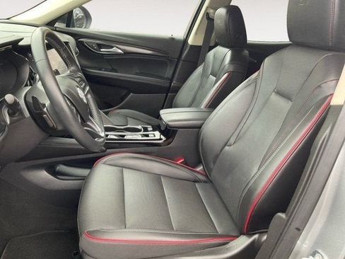 Used 2023 Buick Envision Essence w/ Sport Touring Package AWD/4WD image 9