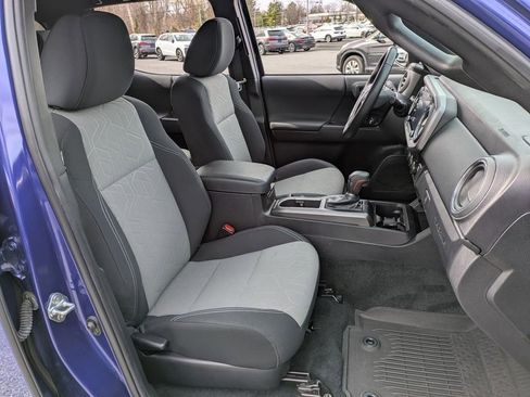 Certified 2023 Toyota Tacoma TRD Off-Road w/ Black Out Package (TMS) image 24