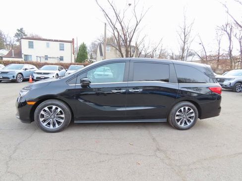 Certified 2023 Honda Odyssey EX-L image 3