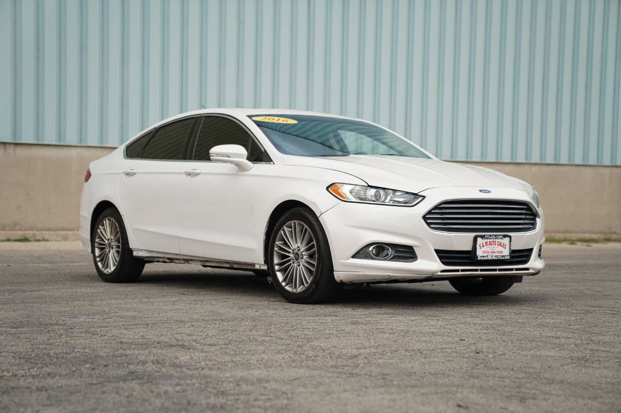 Used 2016 Ford Fusion SE w/ Equipment Group 202A AWD/4WD image 5