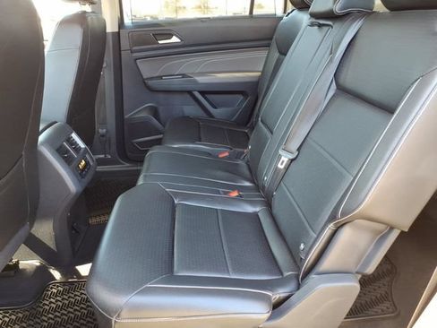 Used 2022 Volkswagen Atlas SE AWD/4WD image 13