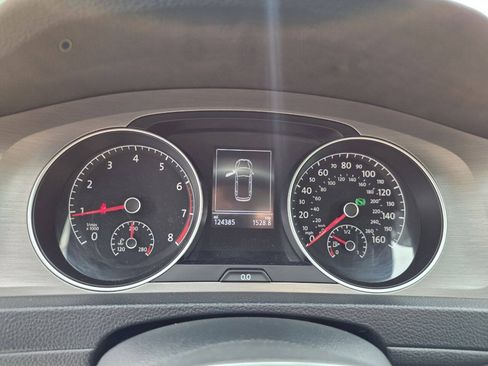 Used 2017 Volkswagen Golf SE FWD image 23
