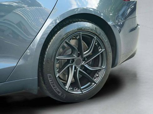 Used 2021 Tesla Model S Plaid image 64