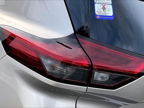 New 2026 Nissan Rogue Platinum image 14