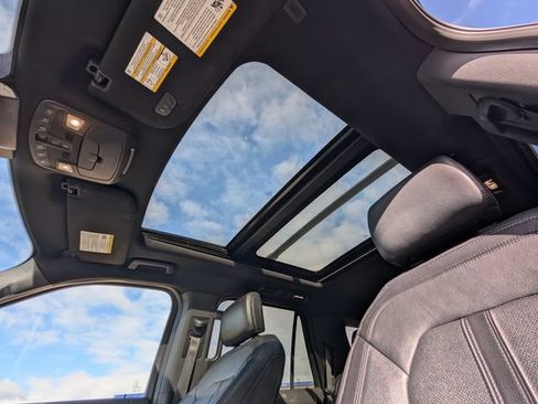 Used 2020 Ford Expedition Limited w/ Special Edition Package AWD/4WD image 3