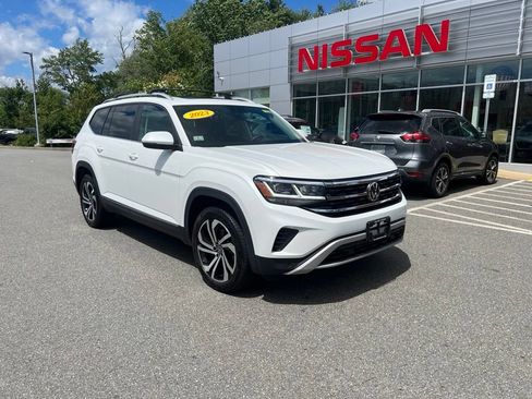 Used 2023 Volkswagen Atlas SEL AWD/4WD image 1