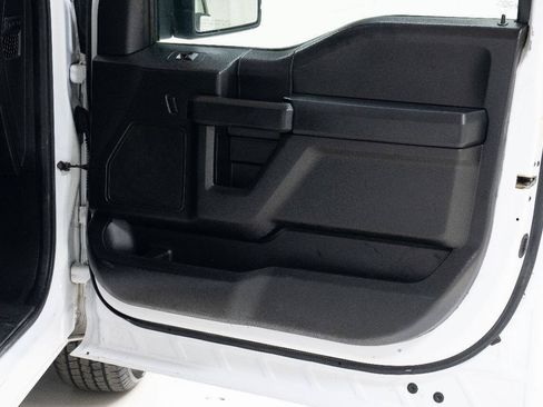 Used 2016 Ford F150 XL w/ Equipment Group 101A Mid RWD image 25