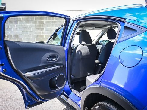 Used 2019 Honda HR-V EX image 13