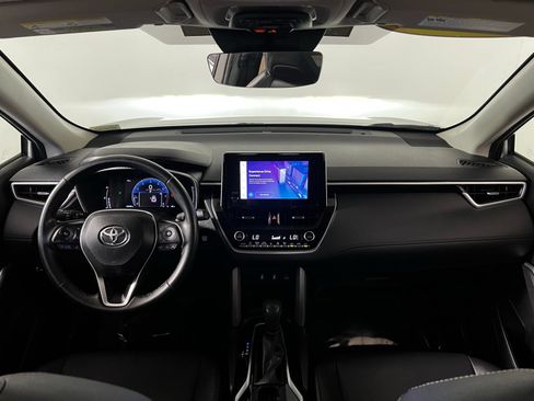 Certified 2024 Toyota Corolla Cross XLE FWD image 24