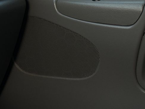 Used 2008 Ford E-350 and Econoline 350 XLT image 30