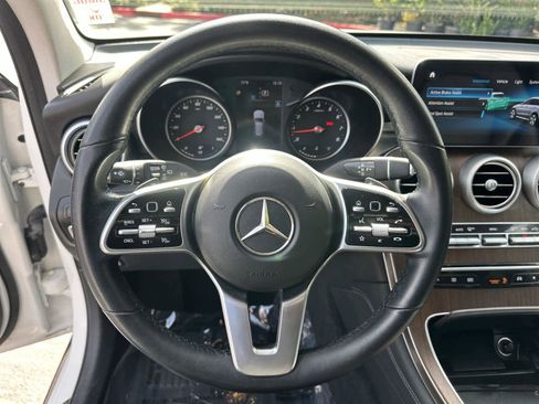 Used 2020 Mercedes-Benz GLC 300 image 15