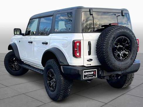 Used 2024 Ford Bronco Wildtrak image 11