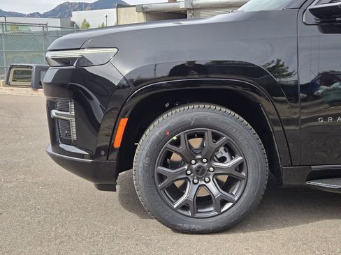 New 2026 Jeep Grand Wagoneer L Limited image 5