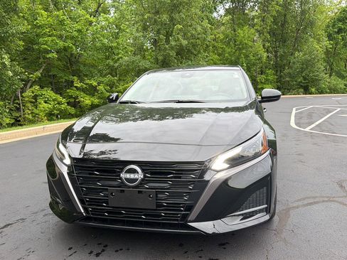 New 2026 Nissan Altima 2.5 SV w/ SV Special Edition Package FWD image 5