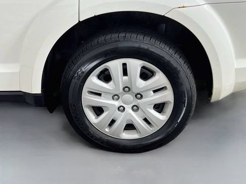 Used 2015 Dodge Journey SE w/ Flexible Seating Group AWD/4WD image 34
