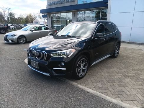Used 2018 BMW X1 xDrive28i image 2