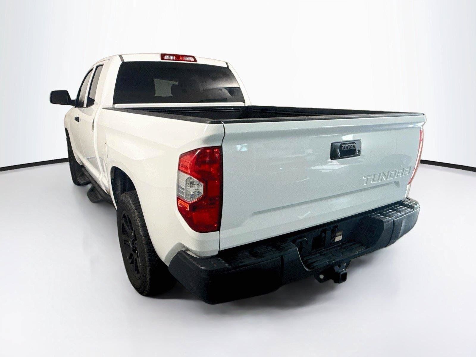 Used 2016 Toyota Tundra SR RWD image 2