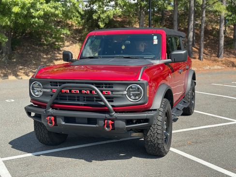 Used 2021 Ford Bronco Black Diamond AWD/4WD image 3