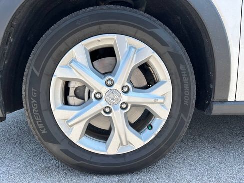 Certified 2025 Honda HR-V LX image 11