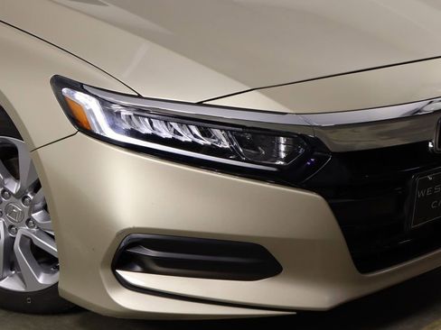 Used 2020 Honda Accord LX image 41