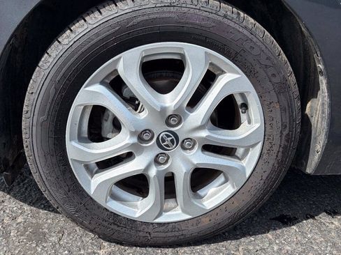 Used 2016 Scion iA FWD image 9