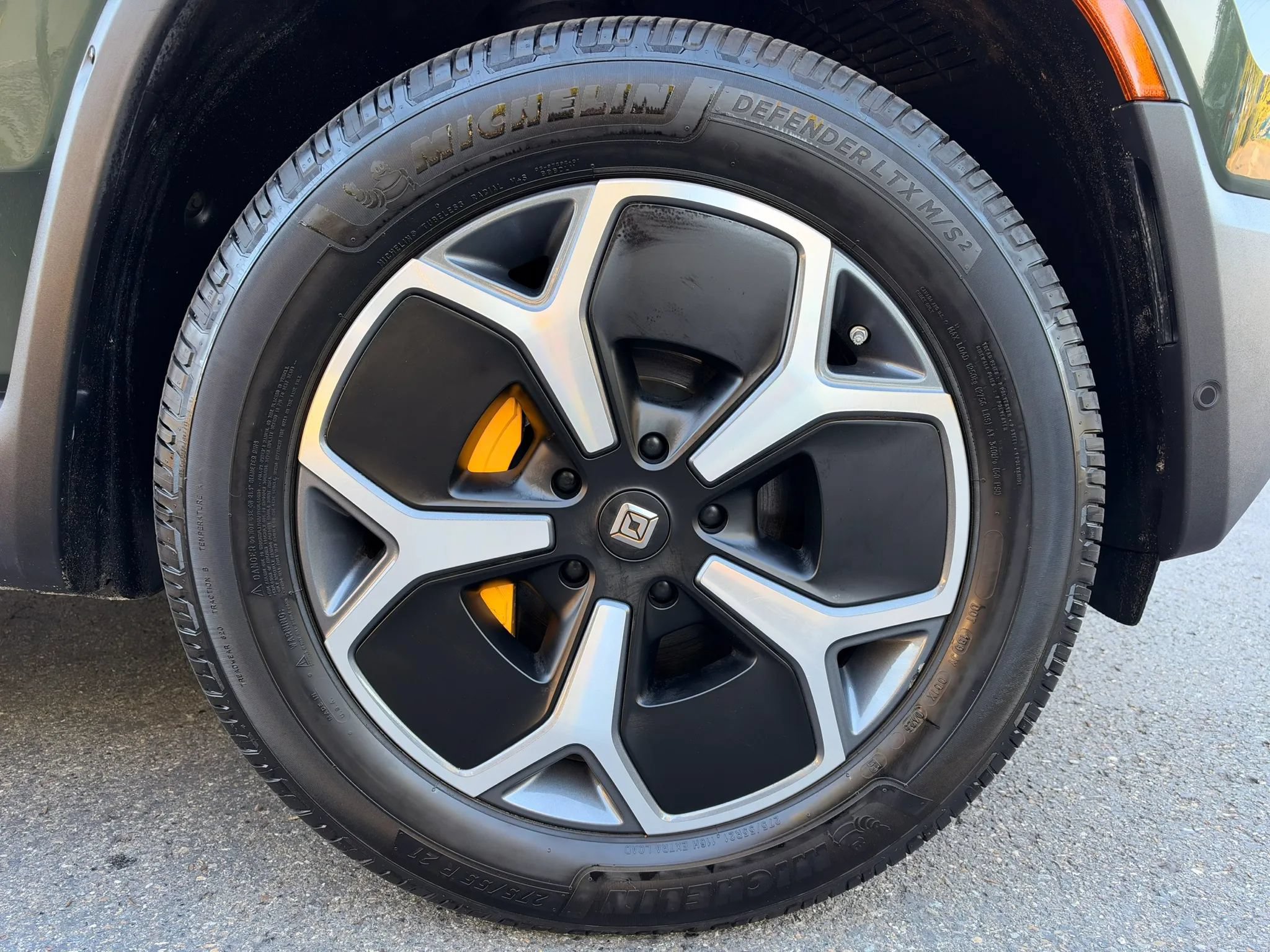 Used 2022 Rivian R1T Adventure AWD/4WD image 22