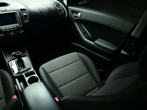 Used 2018 Kia Forte LX w/ LX Popular Package image 47