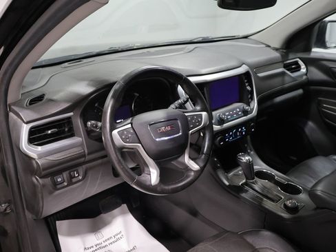 Used 2017 GMC Acadia SLT AWD/4WD image 13