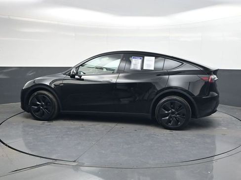 Used 2025 Tesla Model Y Long Range image 7