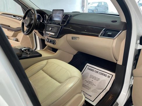 Used 2017 Mercedes-Benz GLS 450 4MATIC image 8