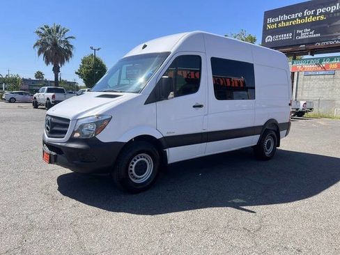 Used 2015 Mercedes-Benz Sprinter 2500 image 2