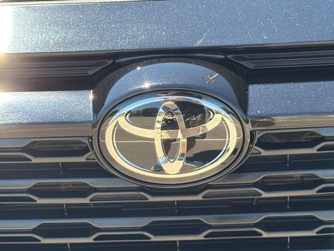Certified 2025 Toyota RAV4 XLE AWD/4WD image 49