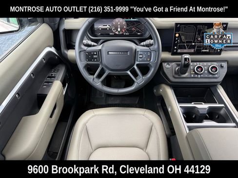 Used 2025 Land Rover Defender 110 S image 31