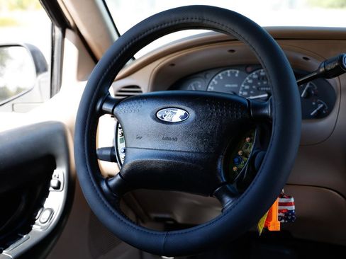 Used 2002 Ford Ranger XL image 24