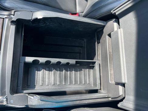 Used 2018 Ford Expedition Max Platinum RWD image 24