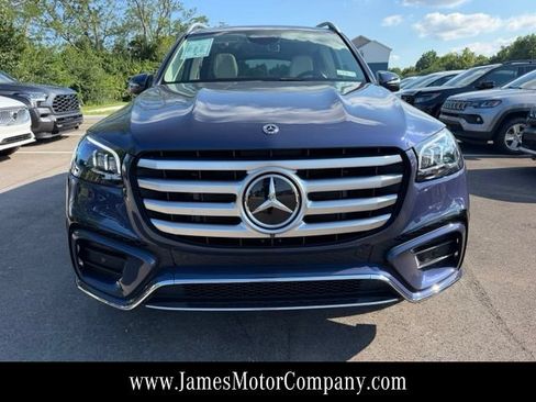 Certified 2026 Mercedes-Benz GLS 450 4MATIC image 4