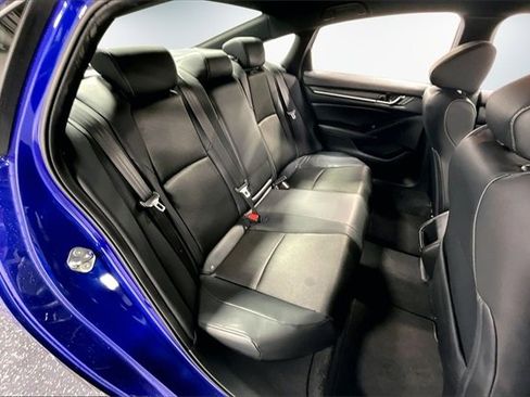 Used 2018 Honda Accord Sport image 24