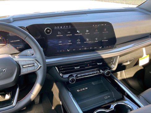 New 2026 Chevrolet Suburban RST w/ RST Capability Package image 6