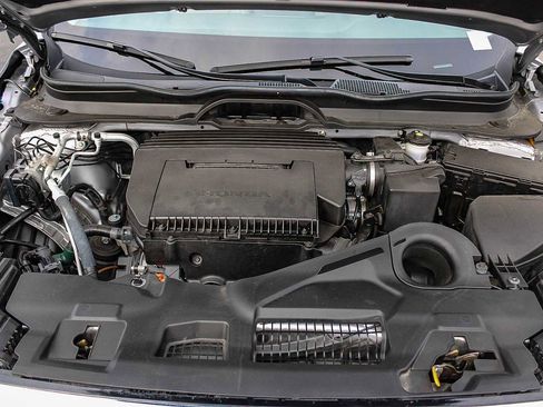 Certified 2025 Honda Pilot Touring image 27