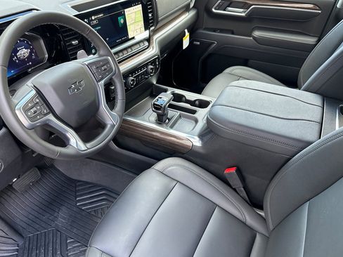 New 2026 Chevrolet Silverado 1500 RST w/ Convenience Package II AWD/4WD image 9