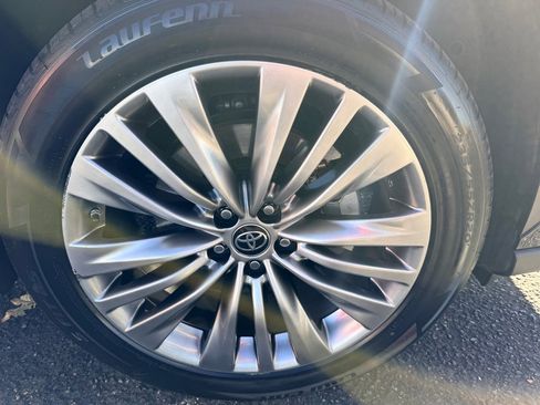 Used 2022 Toyota Highlander Platinum image 53