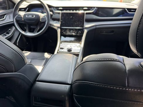 Used 2022 Jeep Grand Cherokee Limited 4xe AWD/4WD image 19
