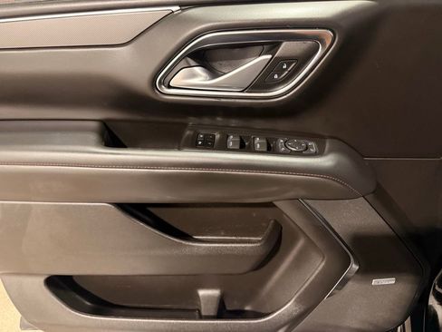 Used 2022 Chevrolet Tahoe RST w/ Luxury Package image 14