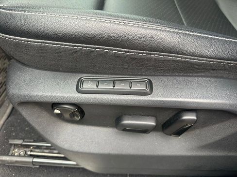 Used 2023 Volkswagen Atlas SEL image 25