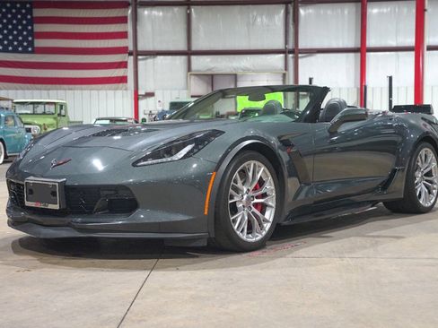Used 2017 Chevrolet Corvette Z06 RWD image 1