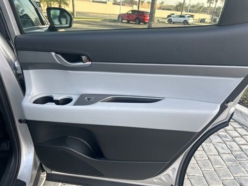 New 2025 Hyundai Palisade SE image 23