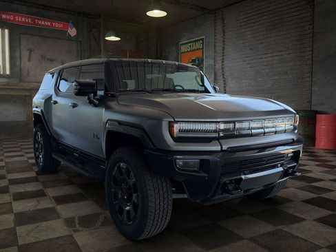 New 2026 GMC Hummer EV 3X w/ Carbon Fiber Edition Package AWD/4WD image 7