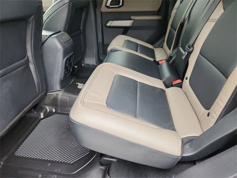 Used 2022 Ford Bronco Wildtrak image 23